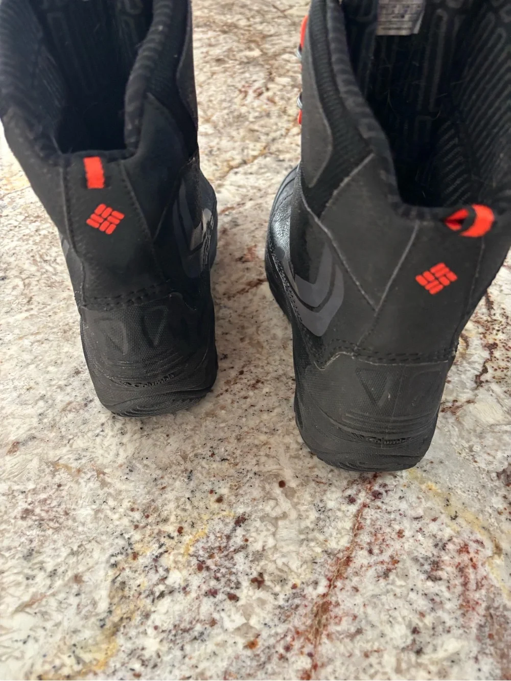 Columbia traction slip kids